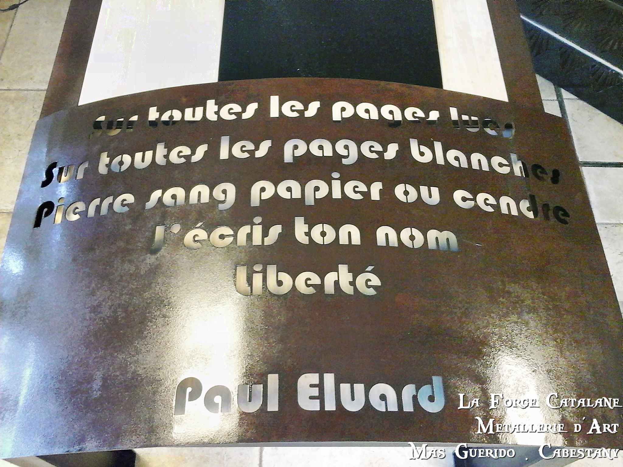 grande applique en decoupe laser forge catalane.jpg